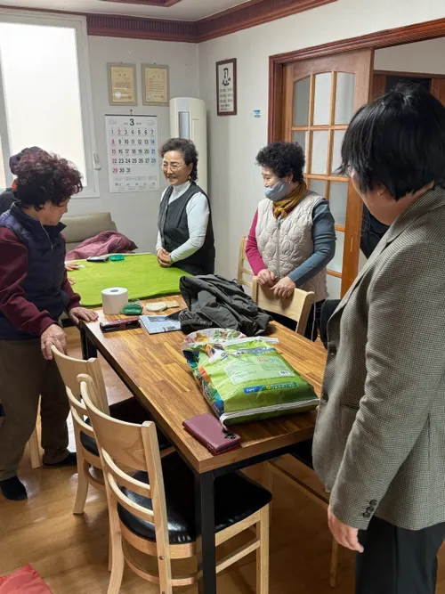 함평군 천지사, 대동면 경로당에 쌀 34포 기부…어르신들 따뜻한 끼니 챙겨