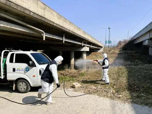여름철 모기 찌꺼기 줄인다…장성군, 해빙기 맞춘 선제적 방역