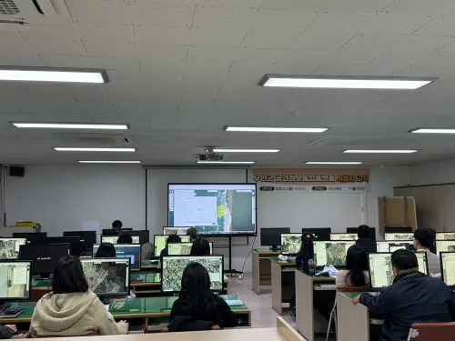 무안군, 공간정보통합플랫폼 활용도 제고…공무원 대상 맞춤형 교육 실시