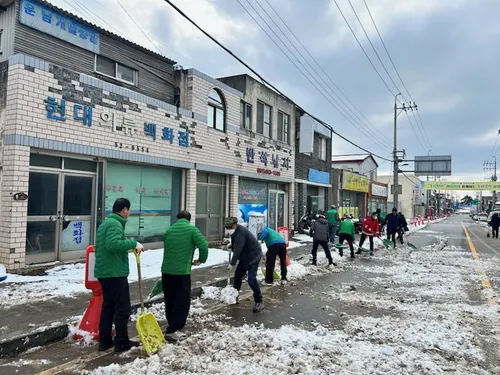 운남면 새마을협의회, 제설 작업으로 힘찬 출발