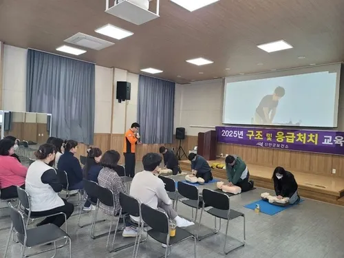 신안군, 도서 지역 ‘골든타임’ 지킨다…심폐소생술 순회 교육 실시
